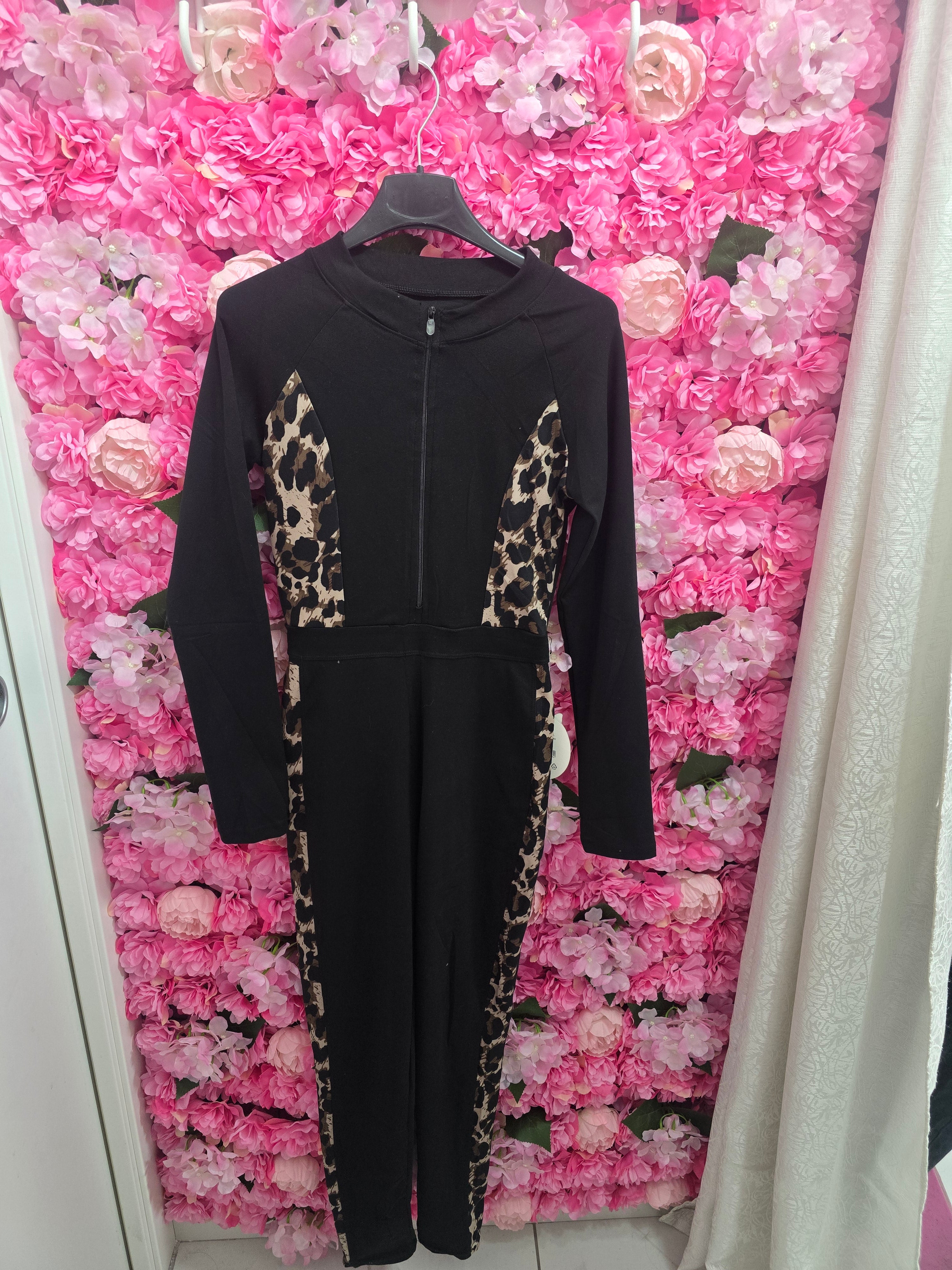 Tutina Leopard