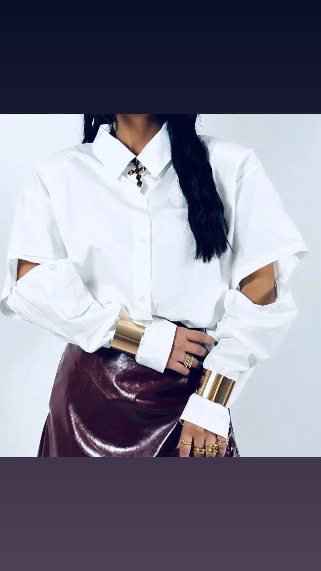 Camicia crop con spacco