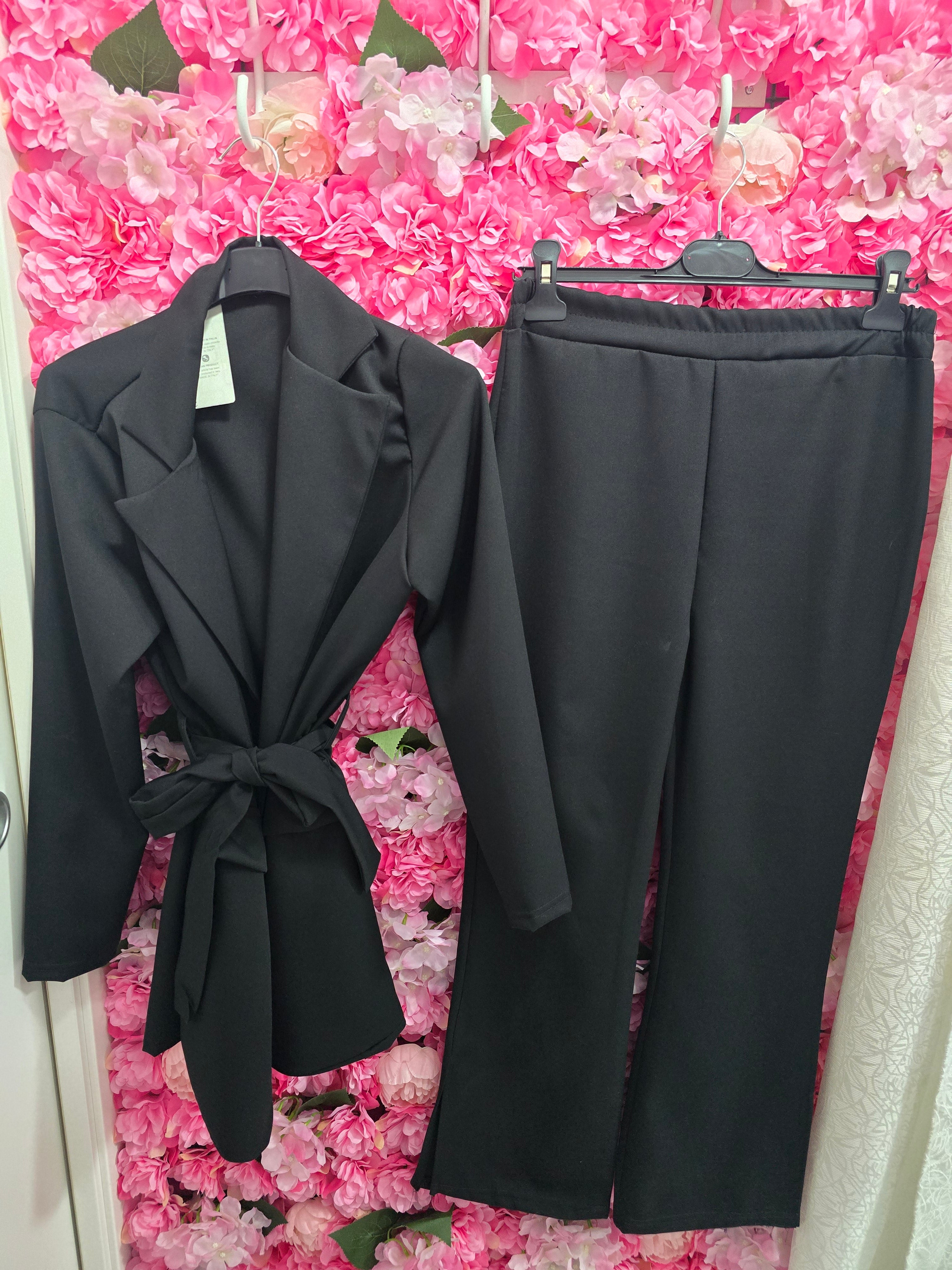 Tailleur con cintura