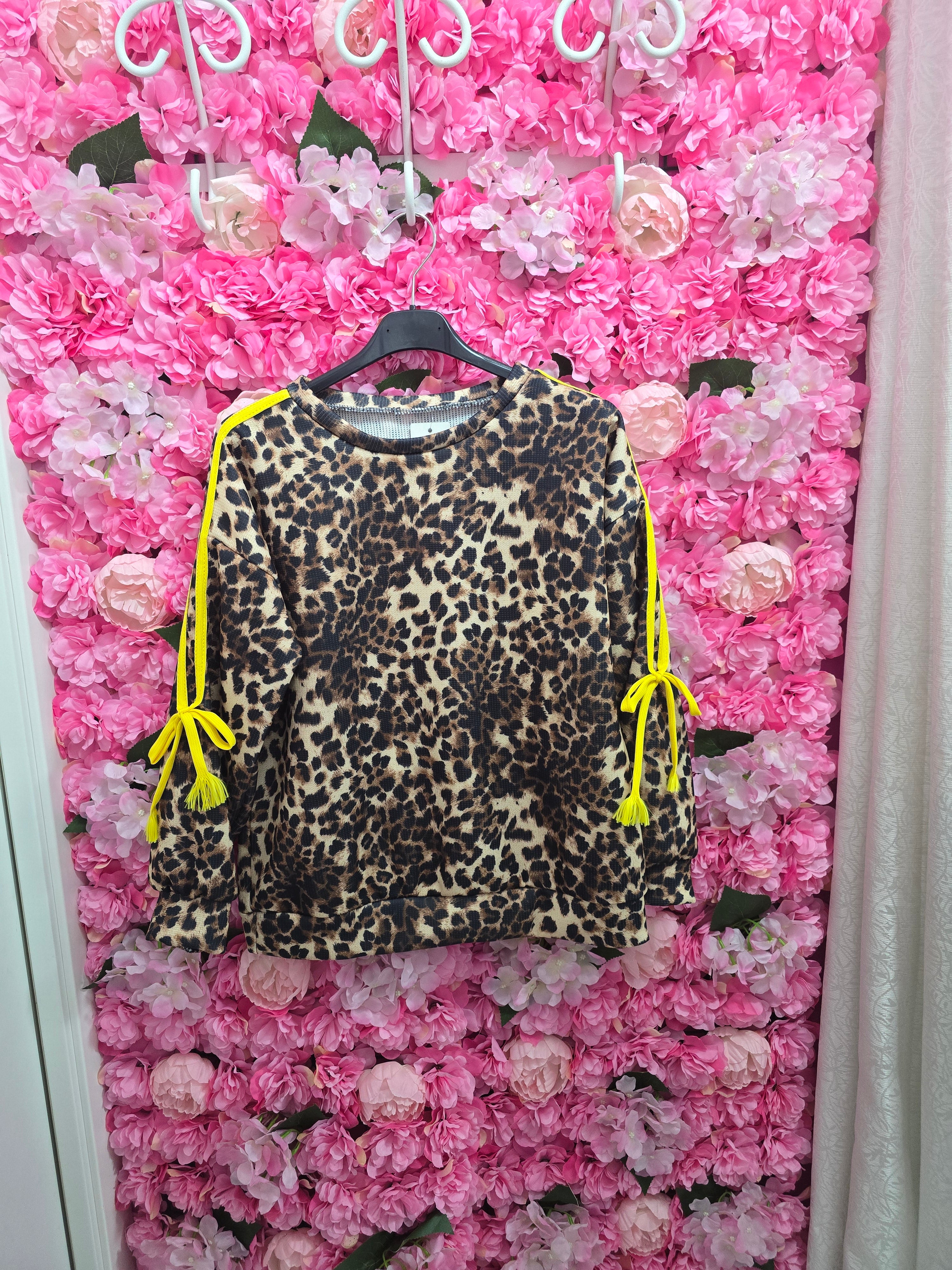 Felpa animalier con fiocco